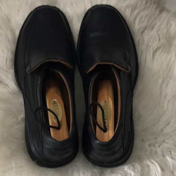 Clarks Collection soft cushion ortholite leather loafers rubber sole